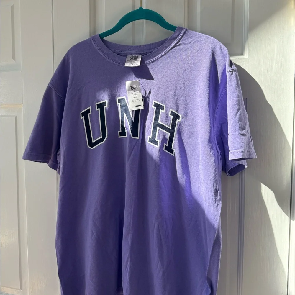 NWT 100% Cotton Purple UNH T-Shirt - Picture 1 of 3